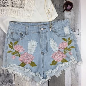 36 Point 5 Embroidered High Waist Denim Shorts M